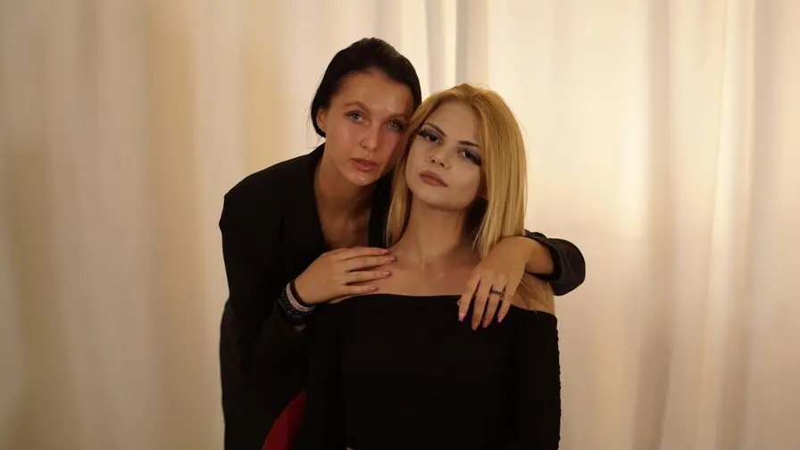 Live Sex Chat with AfraAndLilian