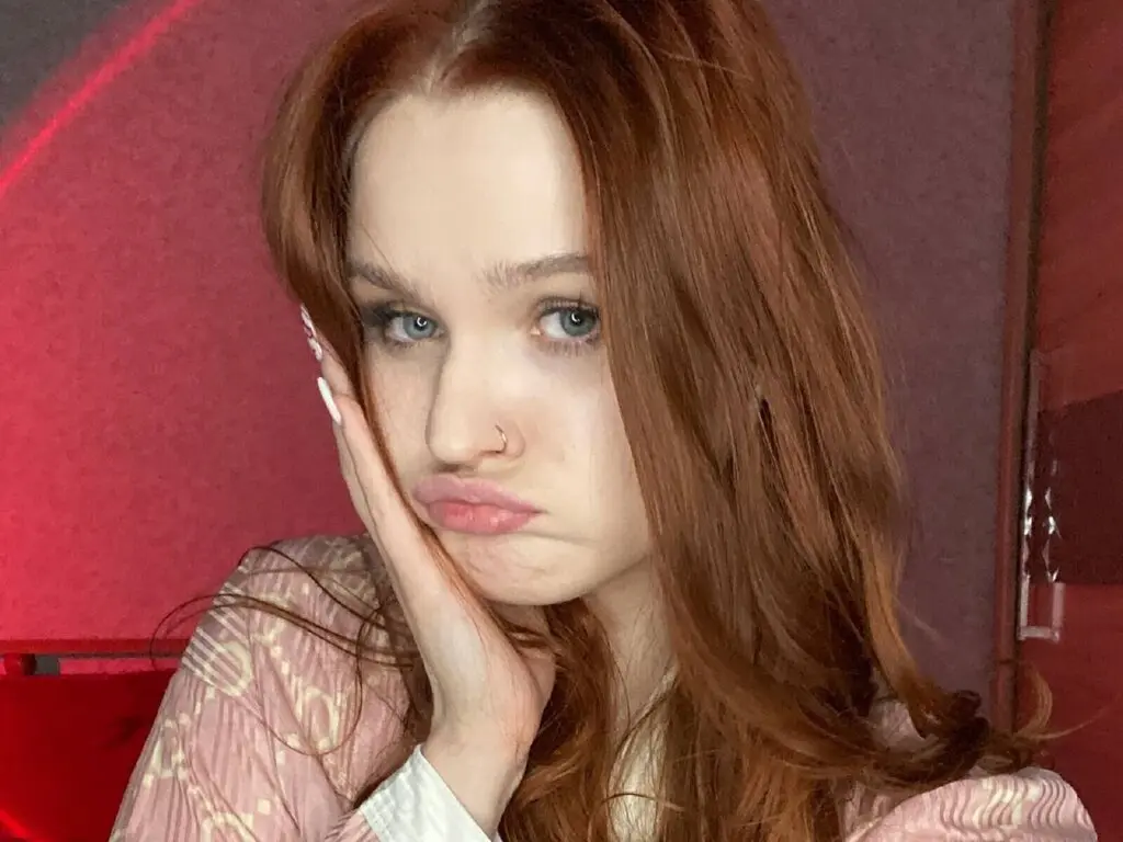 Live Sex Chat with AliaLohan