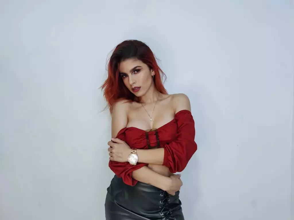 Live Sex Chat with AliceAvalos