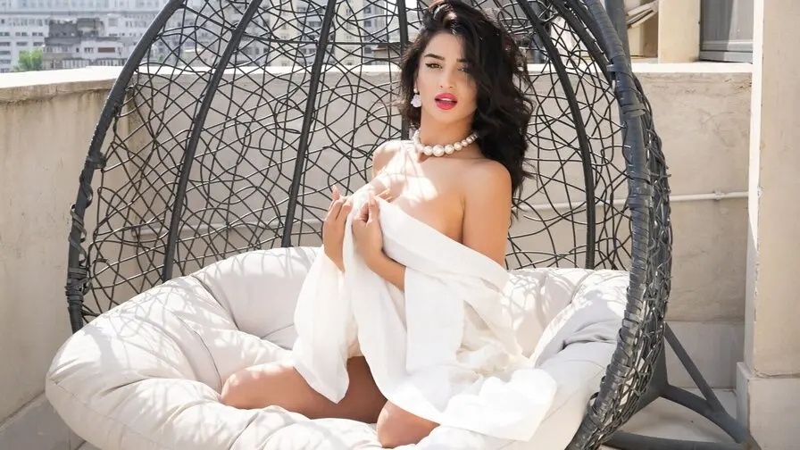 Live Sex Chat with Alis