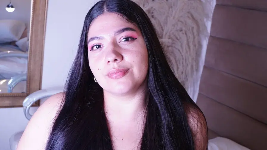 Live Sex Chat with AmaraDolce