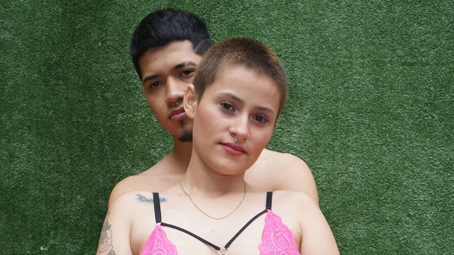 Live Sex Chat with AnaAndWilson