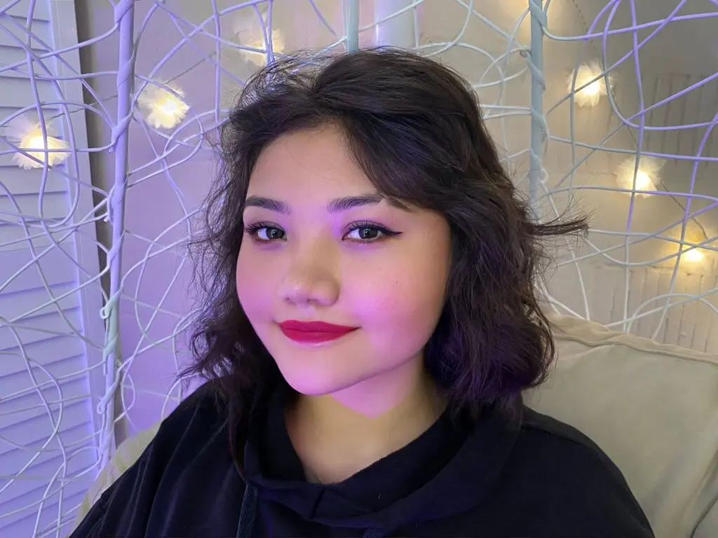Live Sex Chat with AnikaSuzuki