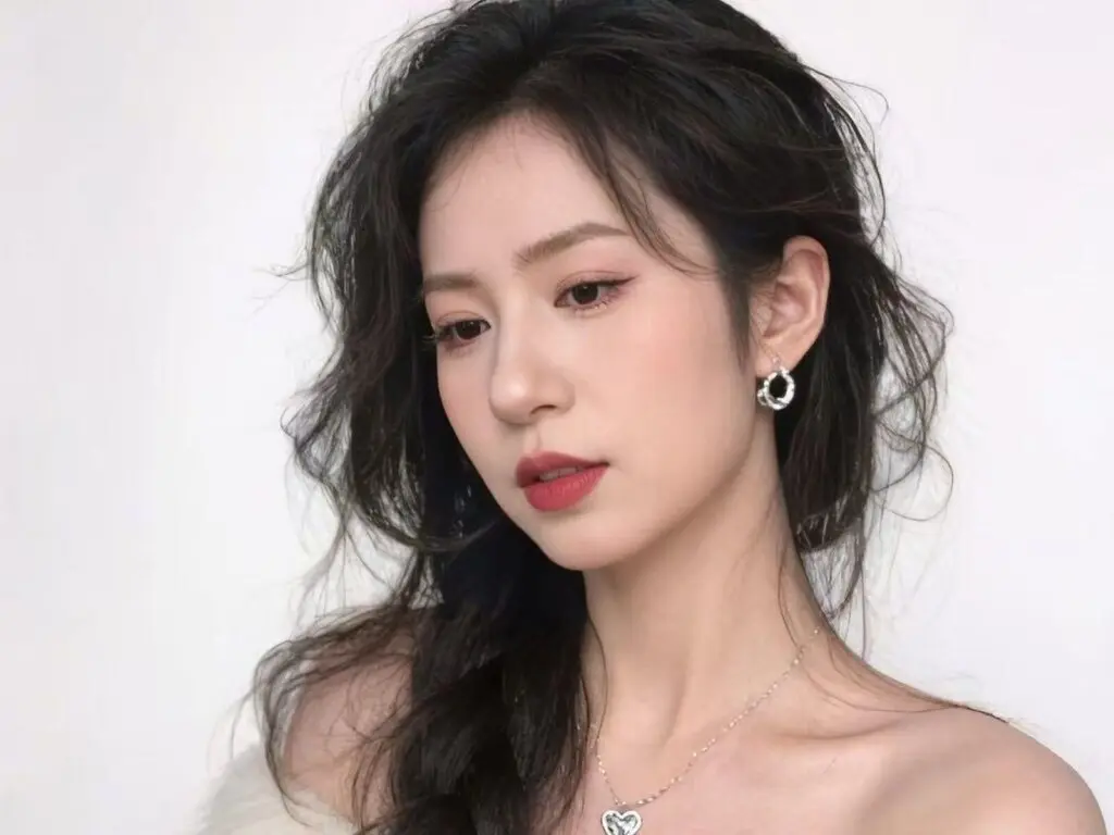 Live Sex Chat with AnnLinMei