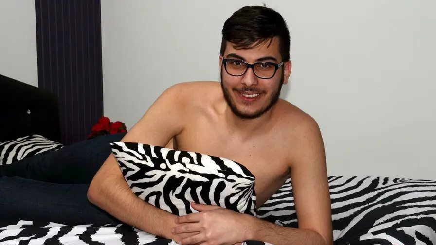 Live Sex Chat with AntonioHardDJV