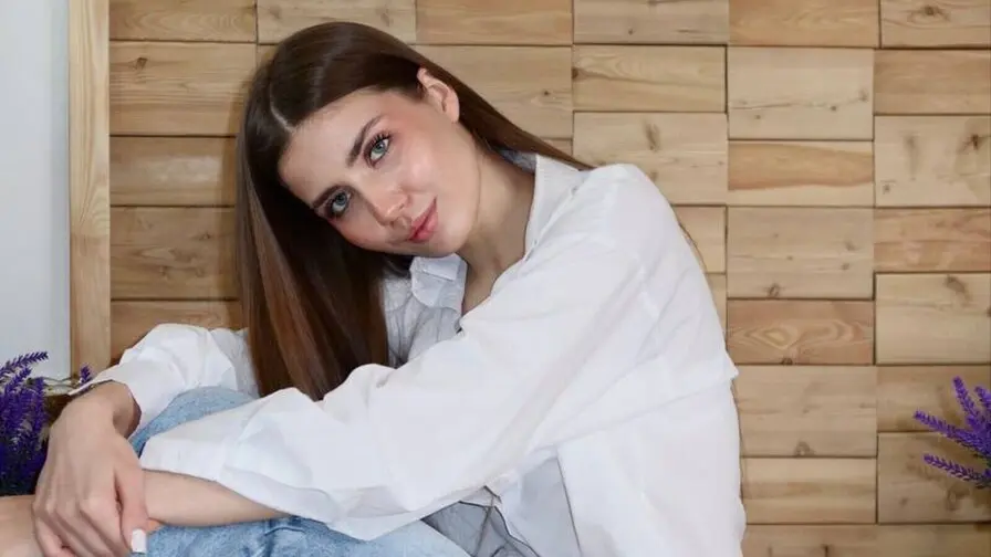 Live Sex Chat with AuroraSmit