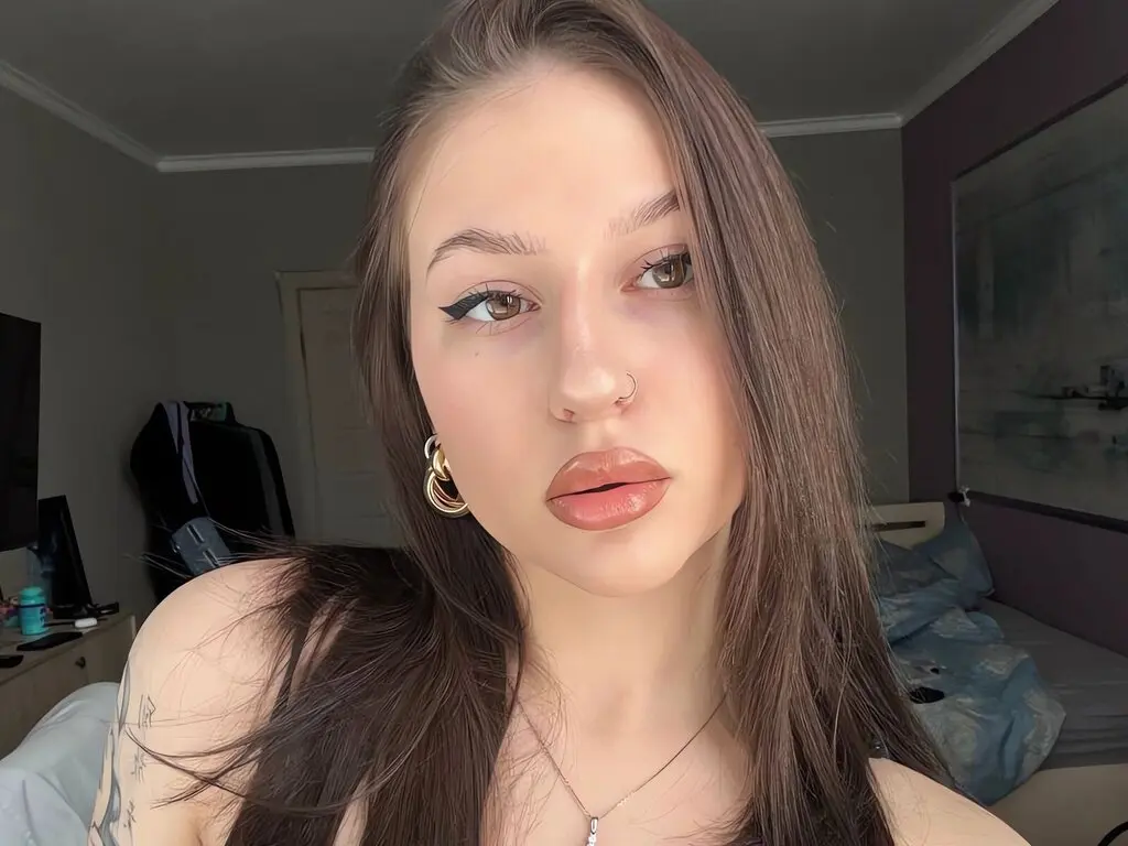 Live Sex Chat with BlissDwinell