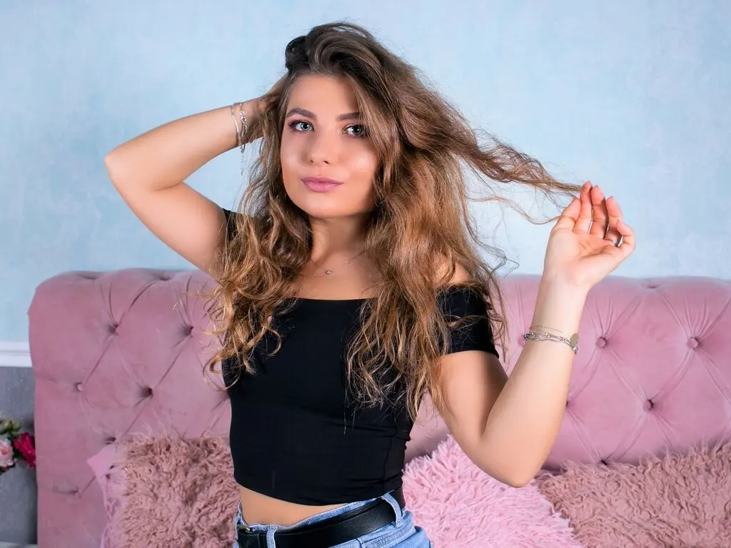 Live Sex Chat with ChloeTravis
