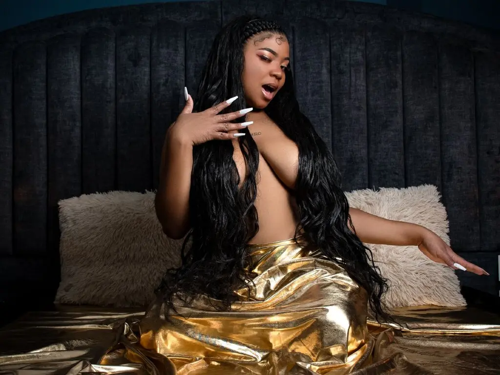 Live Sex Chat with DaishelCastillo