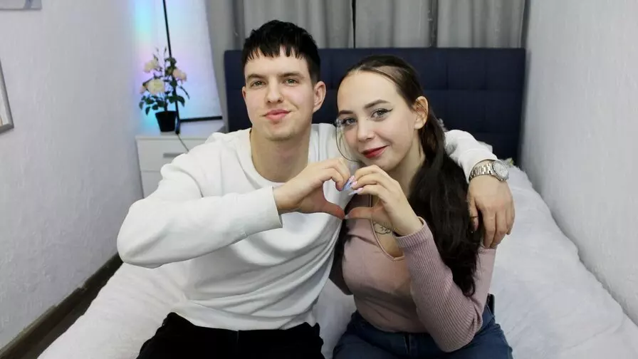 Live Sex Chat with DannyandAlise
