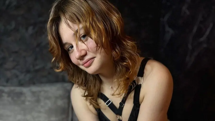 Live Sex Chat with ElizabethWings