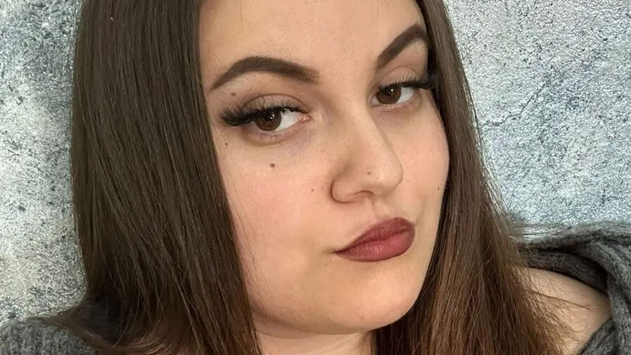 Live Sex Chat with ElviraJoness