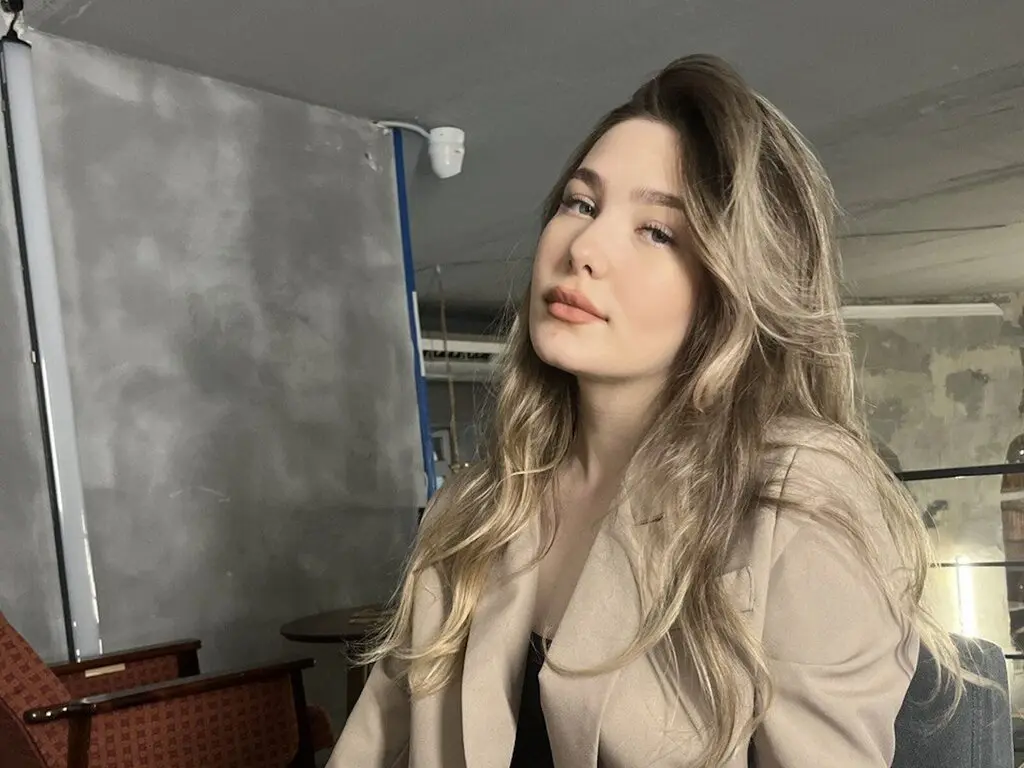 Live Sex Chat with EmilyCohen