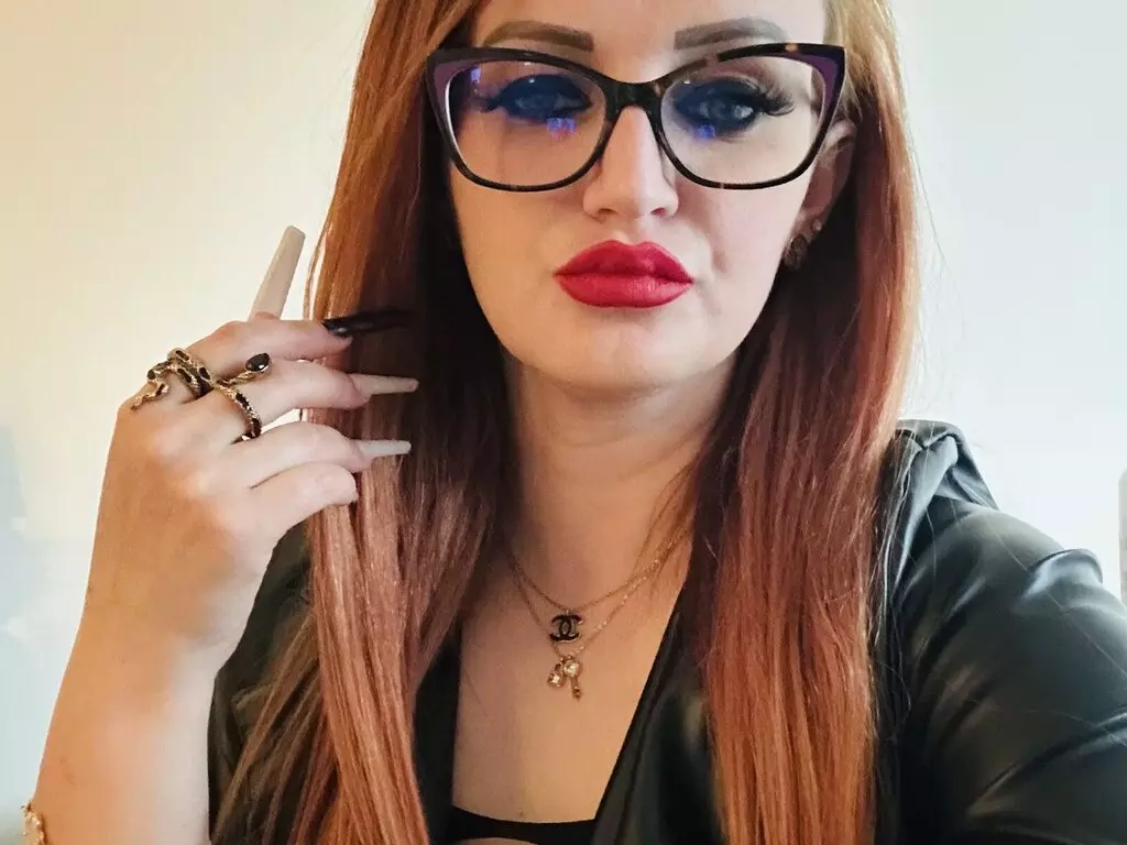 Live Sex Chat with EvaLegrand