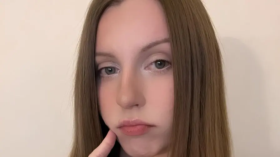 Live Sex Chat with FawnTobin