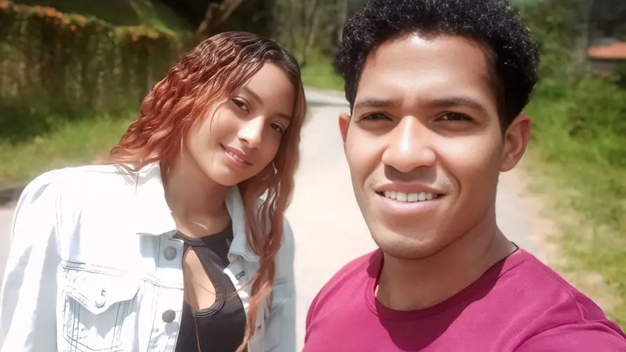 Live Sex Chat with GibsonAndAsleys