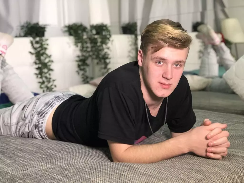 Live Sex Chat with HarryJohnson
