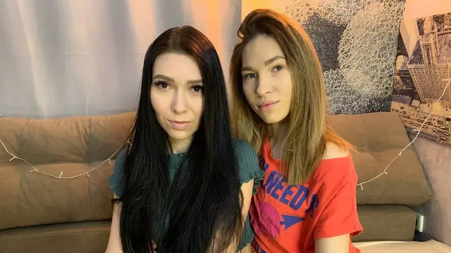 Live Sex Chat with IreneAndErica
