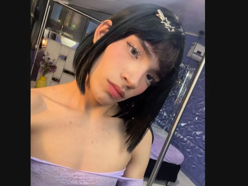 Live Sex Chat with IsaacCollins