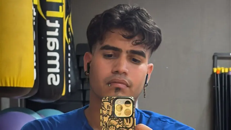 Live Sex Chat with JadensRight