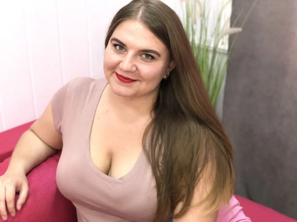 Live Sex Chat with JemmaWoow