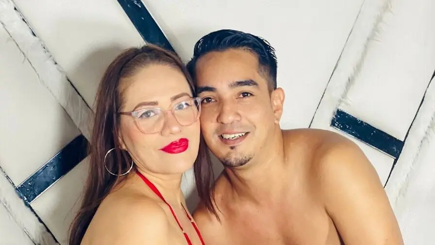 Live Sex Chat with JohanaAndMiller