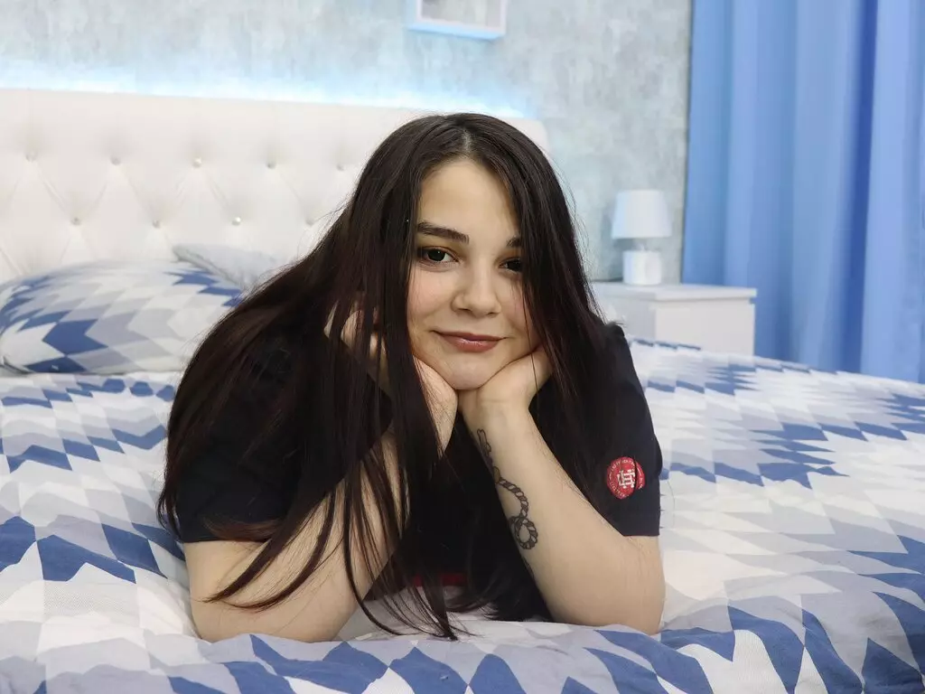 Live Sex Chat with KarolinaBouz