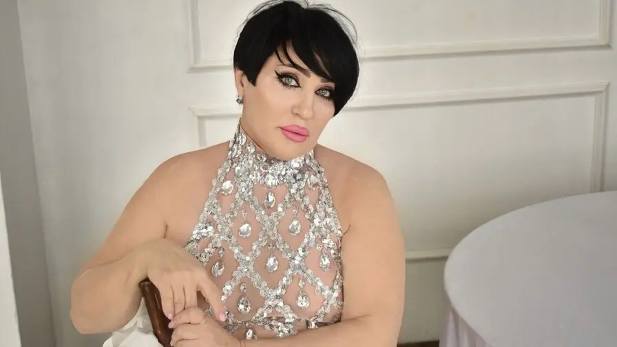 Live Sex Chat with KiraTempt