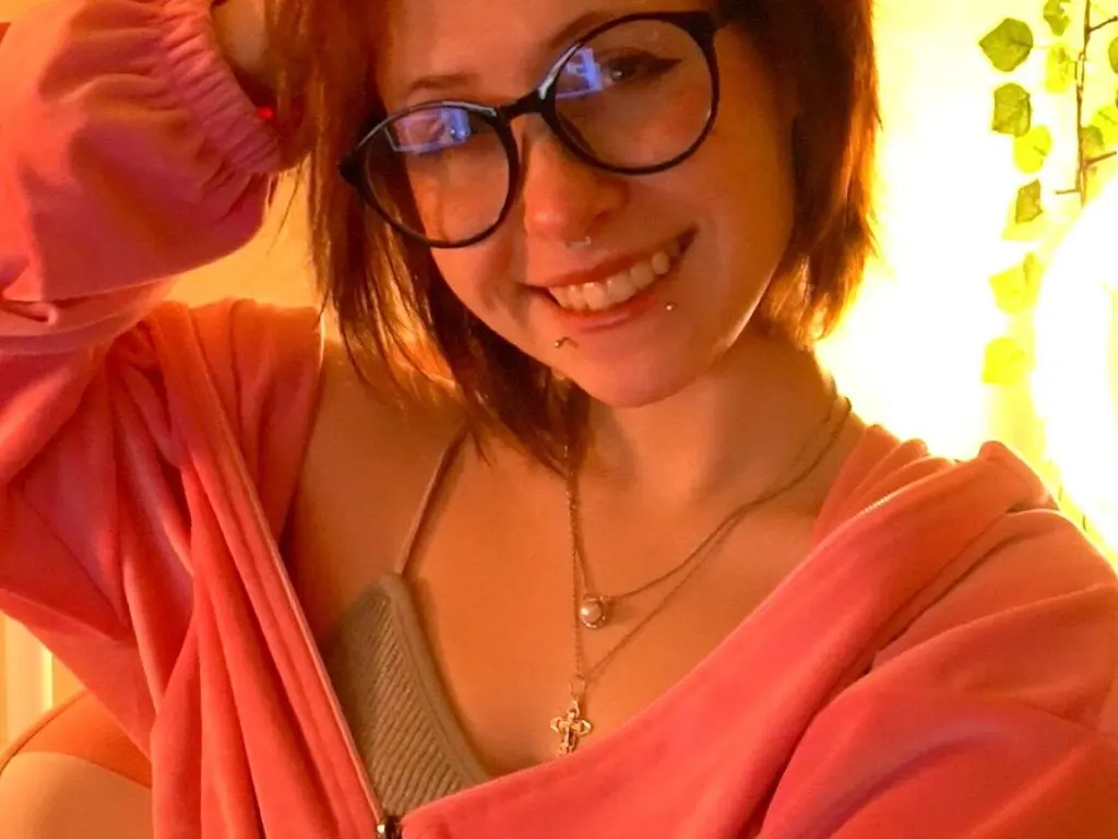 Live Sex Chat with LilyNoriss