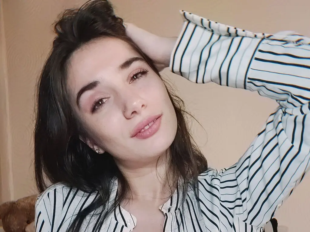 Live Sex Chat with LindaAmanda