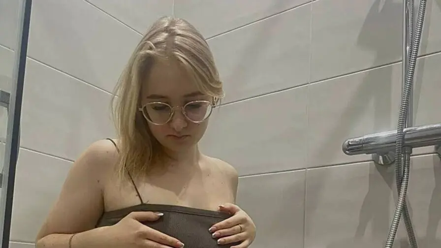 Live Sex Chat with LynnaGranby