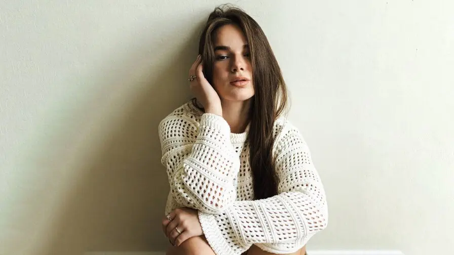 Live Sex Chat with MayBloom