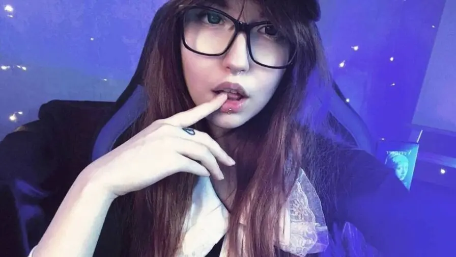 Live Sex Chat with MiaCadence
