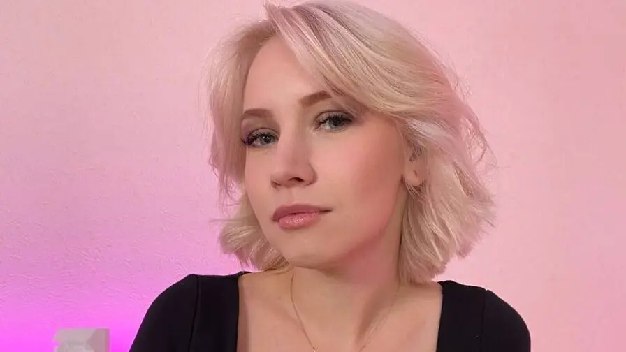 Live Sex Chat with MillyBrawn