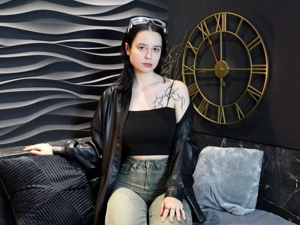 Live Sex Chat with MollyCrawley
