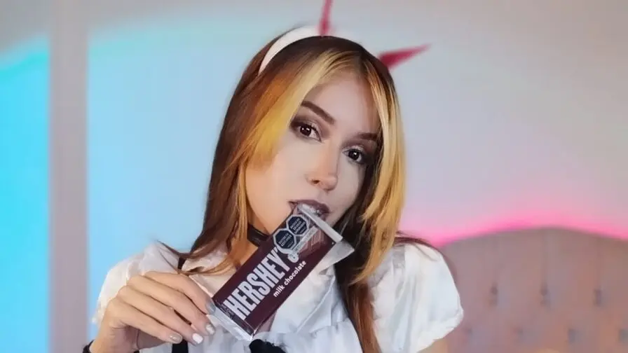 Live Sex Chat with NaiaWeyn