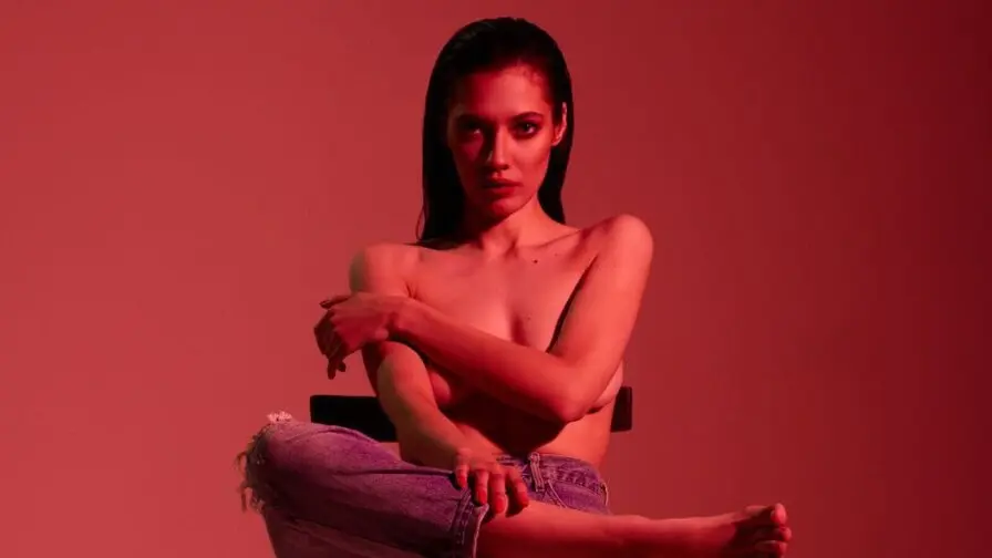 Live Sex Chat with OksanaRai