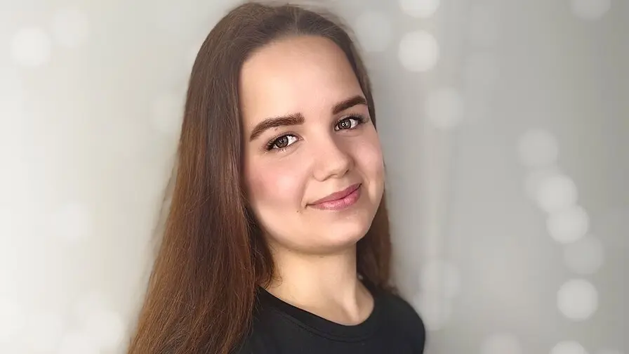 Live Sex Chat with PetraDeeks