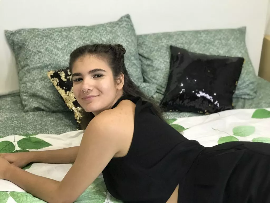Live Sex Chat with SatoraLiove