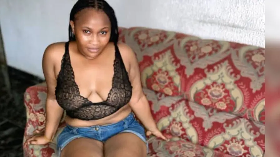 Live Sex Chat with ShantellaQueen