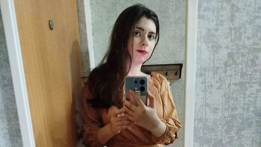 Live Sex Chat with SheenaBowring