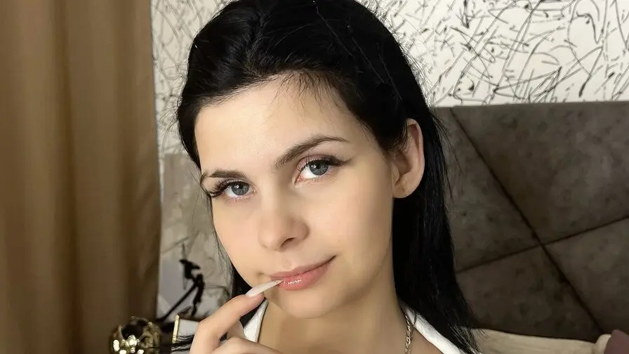 Live Sex Chat with SheilaBecker