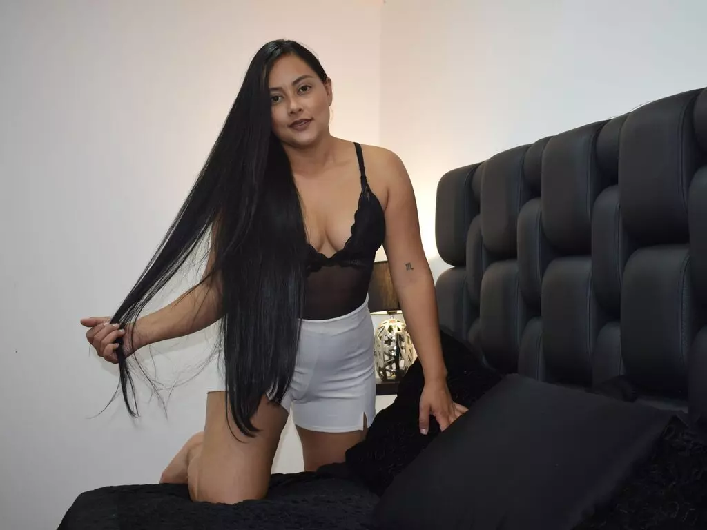 Live Sex Chat with SofyArias