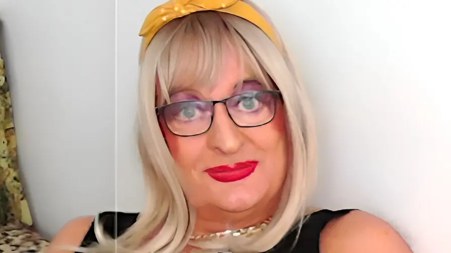 Live Sex Chat with SophyTV