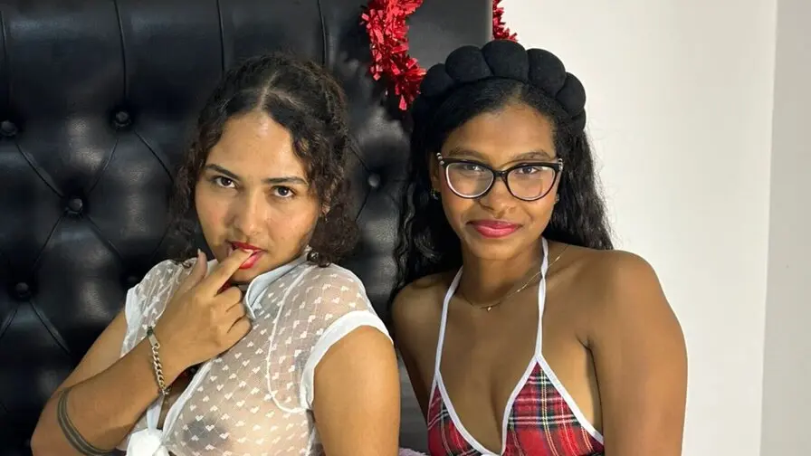 Live Sex Chat with SusanaaAndJuli