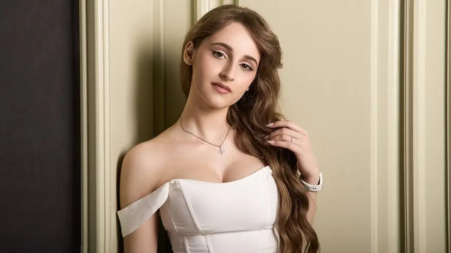 Live Sex Chat with TaraKeats