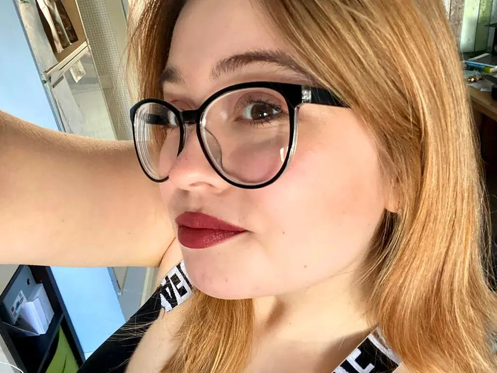 Live Sex Chat with TiaMuse