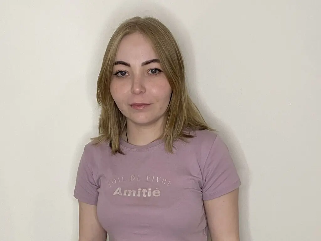 Live Sex Chat with TonieWicketts
