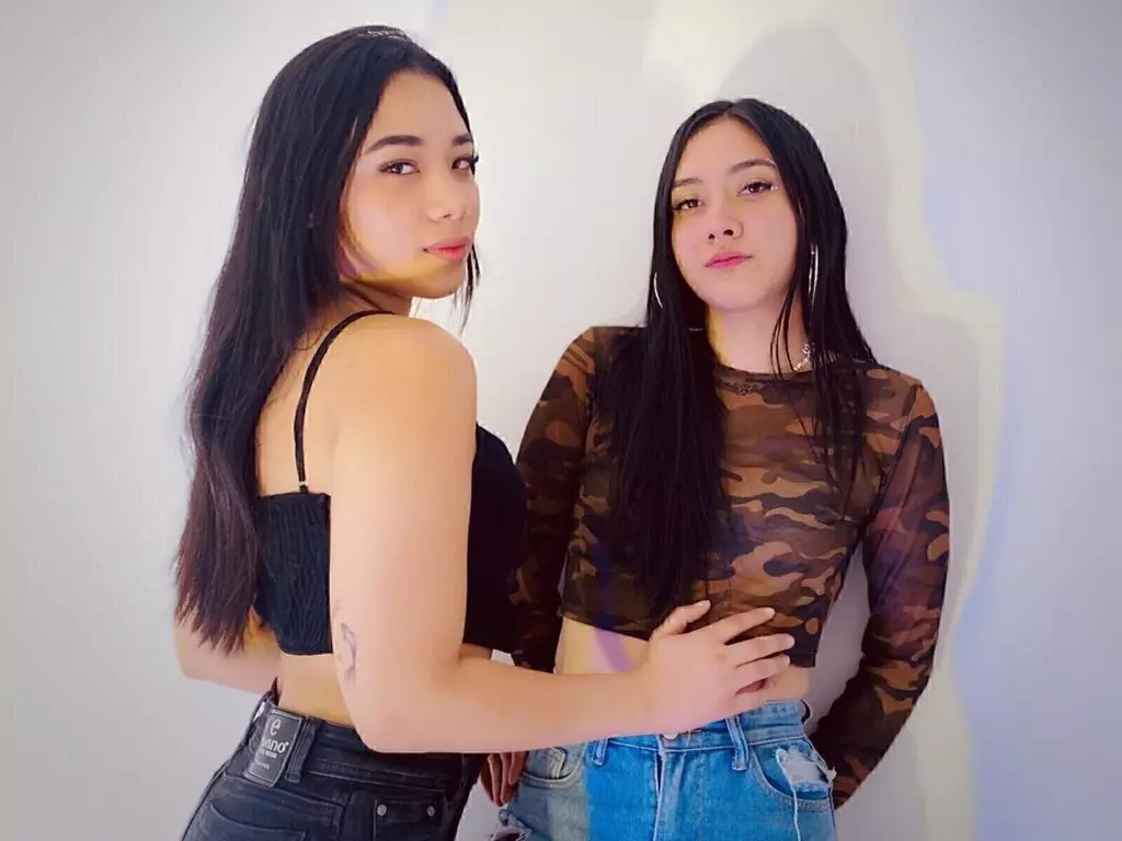 Live Sex Chat with VenusAndKarla