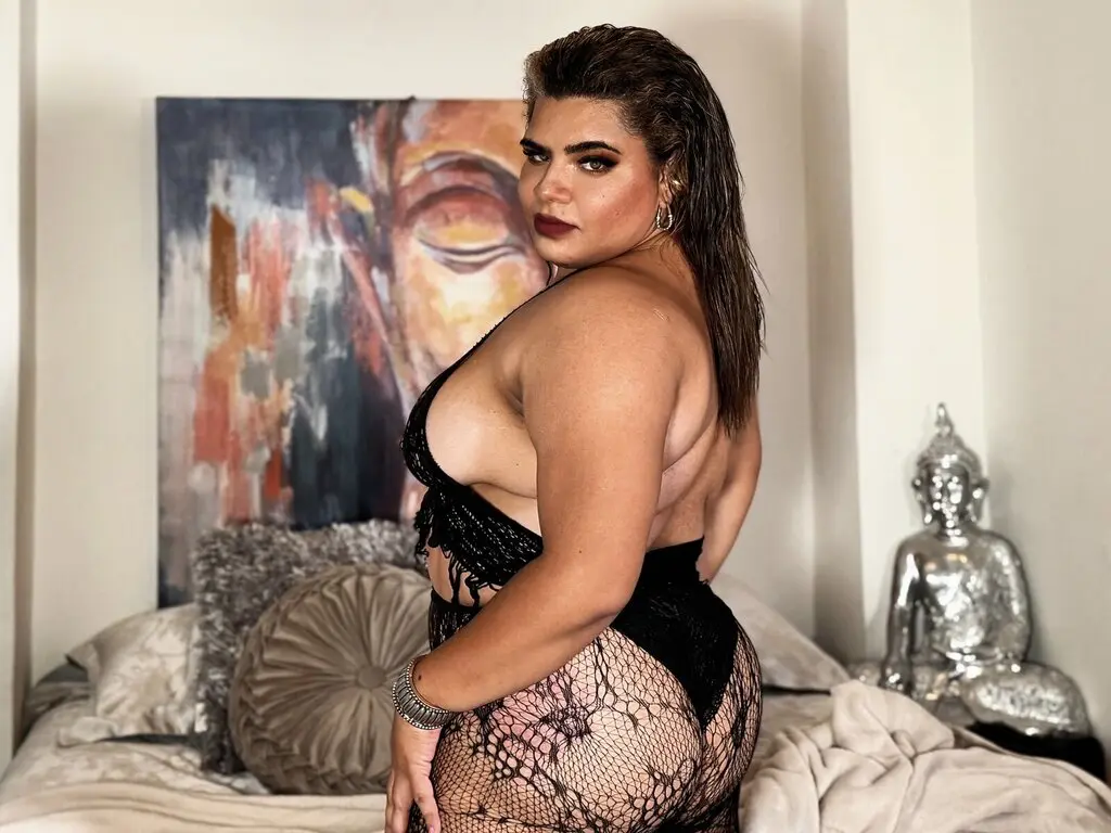 Live Sex Chat with Zafrina